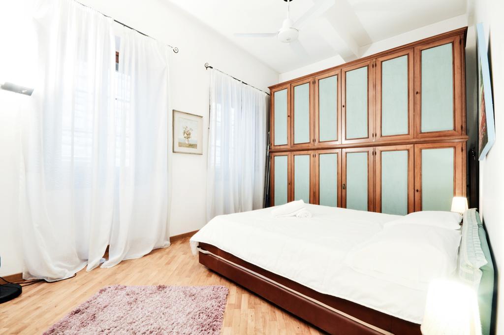 Uffizi Apartment 2 Florence Bilik gambar