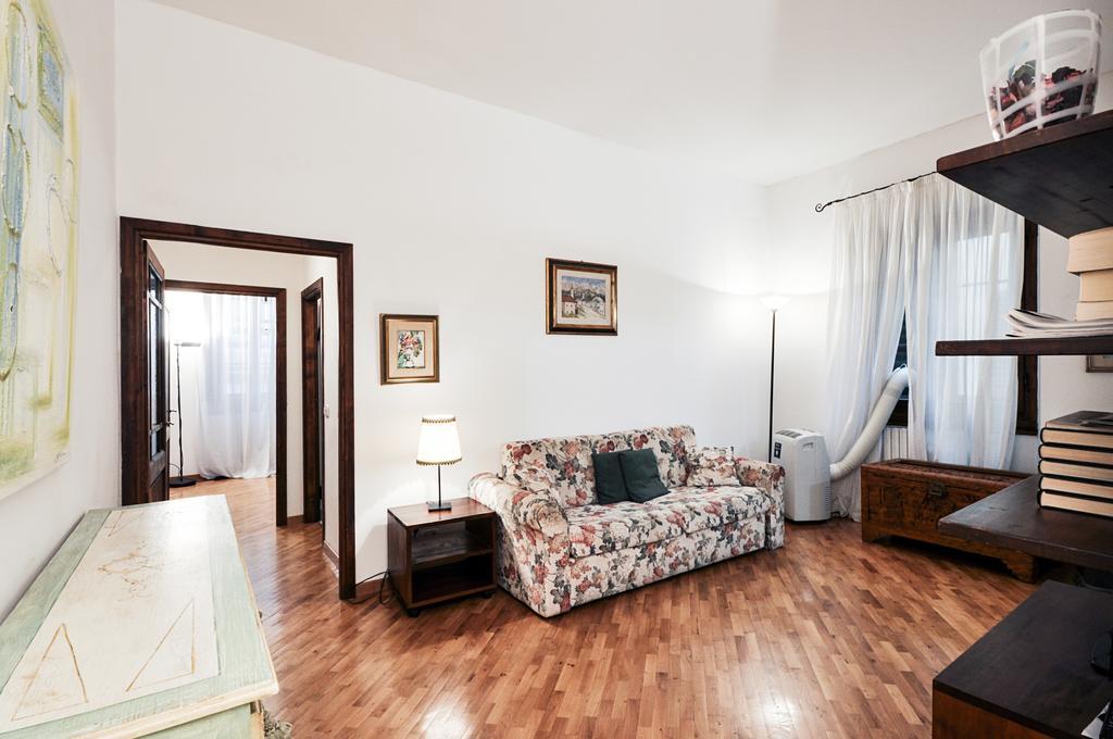 Uffizi Apartment 2 Florence Bilik gambar
